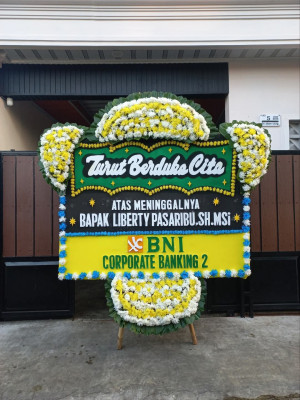 Papan Bunga Duka di Gotakan