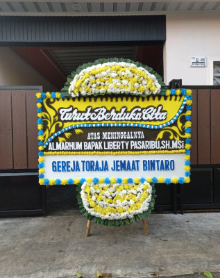 Papan Bunga Duka di Gotakan