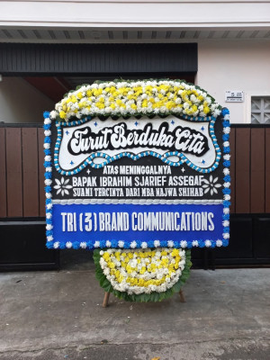 Papan Bunga Duka di Gotakan